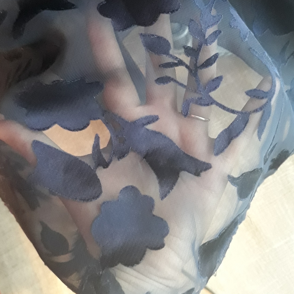 Bahari Dress - Picture 2 of 6